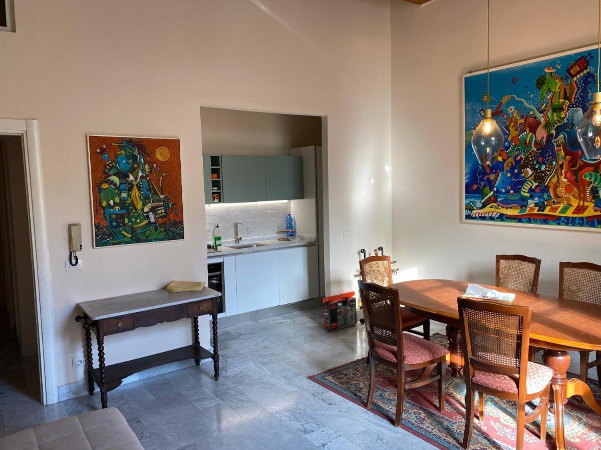 Renovated Apartment With 3 Bedrooms In An Historic Palazzo Between Port And Old Town Livorno Exteriör bild