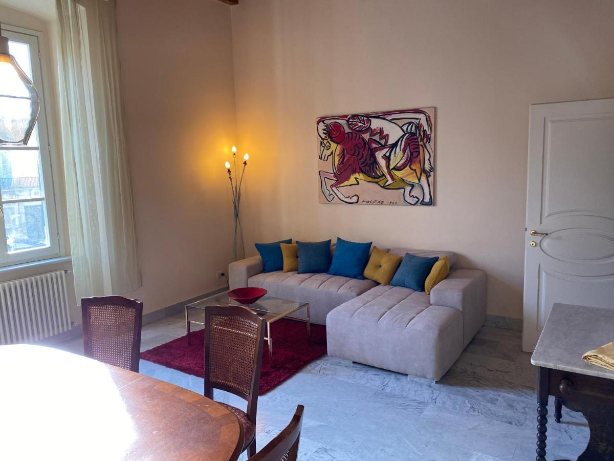 Renovated Apartment With 3 Bedrooms In An Historic Palazzo Between Port And Old Town Livorno Exteriör bild