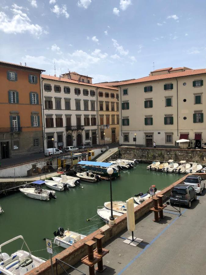 Renovated Apartment With 3 Bedrooms In An Historic Palazzo Between Port And Old Town Livorno Exteriör bild